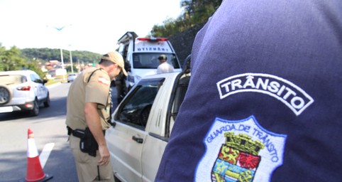 Guarda de Trânsito prossegue com a fiscalização em Blumenau