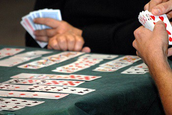 Torneio de Canastra reúne mais de 200 participantes