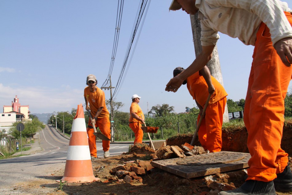 Prefeitura faz adequação no trevo da General Osório para melhorar fluxo