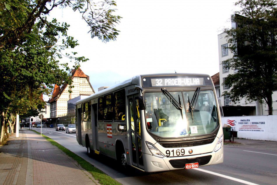 Falta de combustíveis pode alterar o transporte coletivo em Blumenau