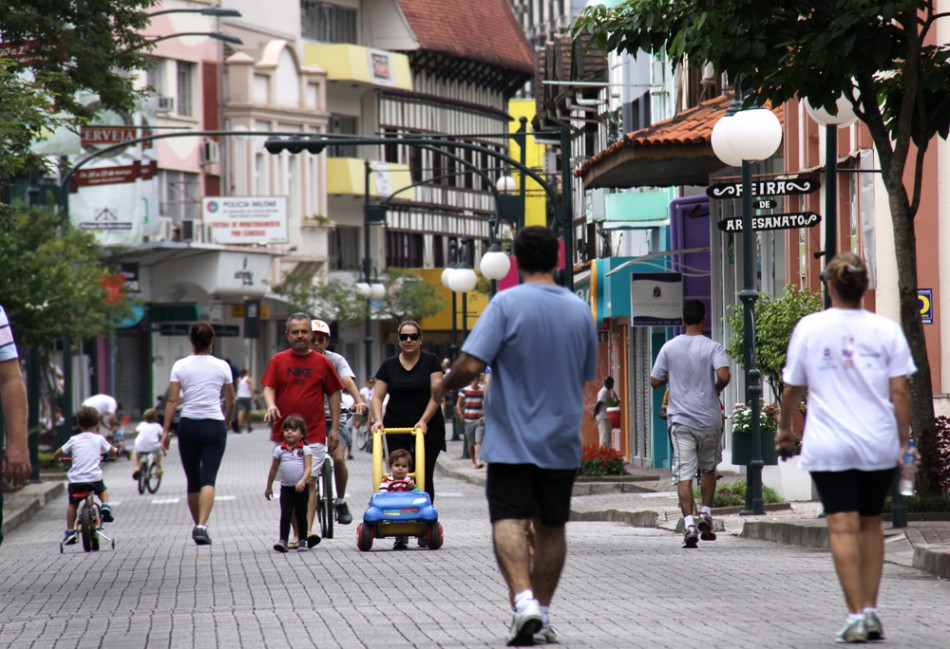 Rua 15 de Novembro terá Rota de Lazer nesta sexta de feriado