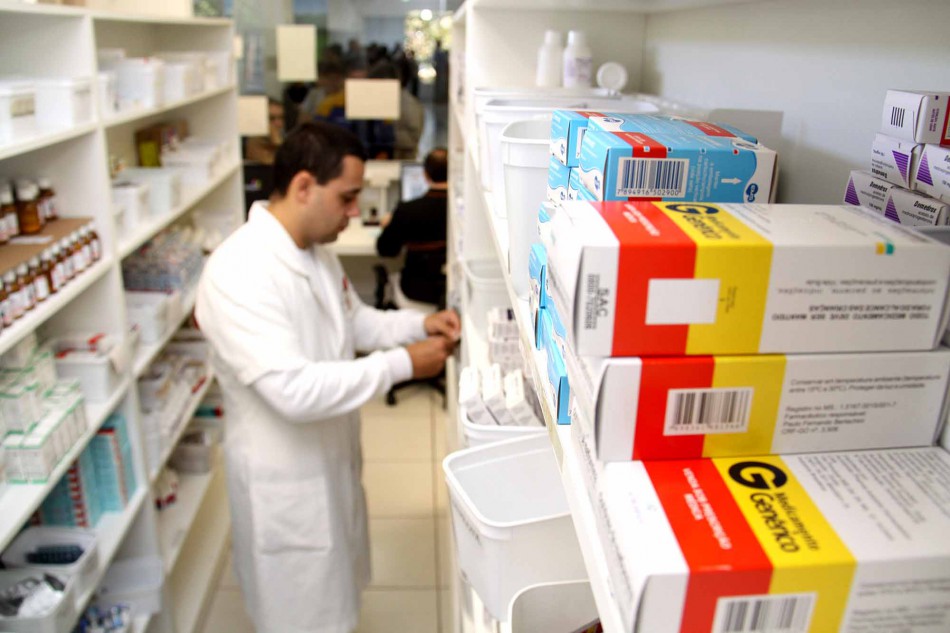 Entrega de medicamentos controlados tem alteração pontual em AGs