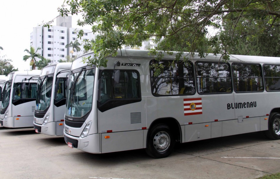 Transporte Coletivo tem reforço de viagens para o desfile desta quarta (19)