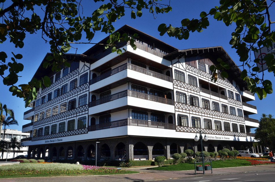 Prefeitura de Blumenau abre chamadas públicas para contratação temporária de professores